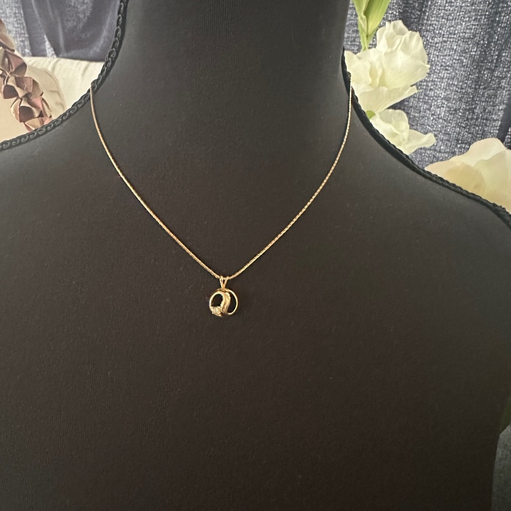 Givency Gold Necklace with Rhinestone and Gold Pendant: Vintage